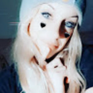 Meet your Posher, Brittney